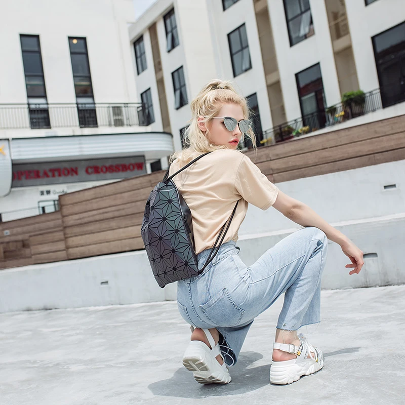 10代の女の子のための巾着バックパック,ホログラフィックバッ - Fashion Backpack Women のレビューと価格